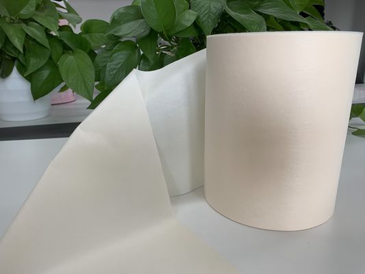 Pieluchy dla niemowląt 50GSM Folia kompozytowa na dole Oddychająca folia z tworzywa sztucznego