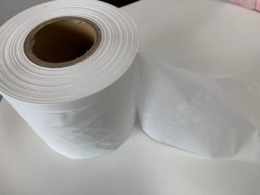 Wodoodporna folia oddychająca o gramaturze 20 g / m2 z PE o gramaturze 40 g / m2